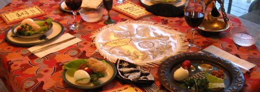 Праздничный стол на песках