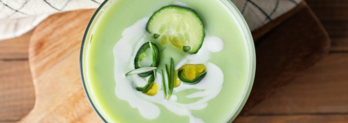 Холодный суп с огурцами и йогуртом без варки