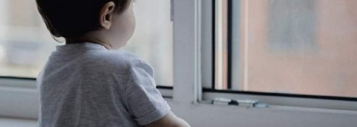 Подробности падения ребенка из окна в Запорожье: кто и как допустил трагедию в детском саду