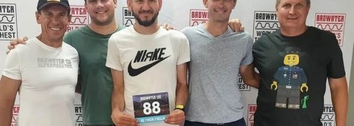 Пробежать "Долину Смерти" и выжить: украинец стал вторым на самом сложном ультрамарафоне мира (фото)