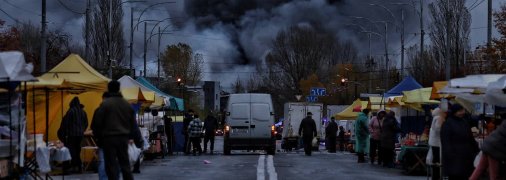 Масштабный пожар в Киеве после российской атаки