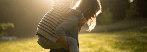 «Шкатулочка с чужими грустными историями»: психолог о том, что не все матери хороши и идеальны