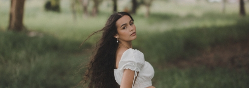 Стилисты рекомендуют избегать слишком тесных джинсов скинни