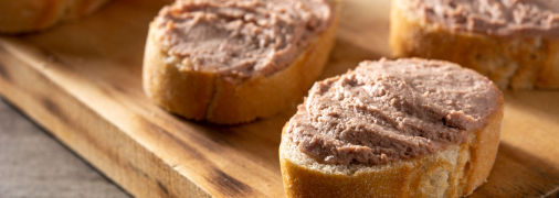 Домашній паштет з печінки — ідеальна намазка для бутербродів