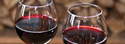 Домашнее вино из сливы: секреты приготовления