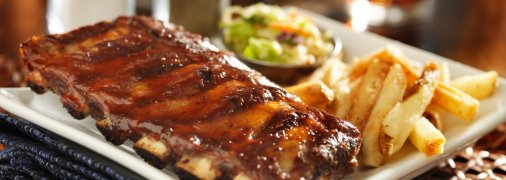 Свиные ребрышки с картофелем: оригинальный рецепт