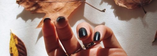Тренды маникюра сезона осень 2023 - фото