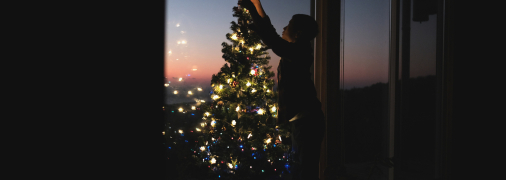 Украинцы уже привыкли жить в условиях отключения света, так что и праздник отметить обязательно удастся