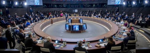 Толчок Украине и повышение ставок США: о чем говорят итоги саммита НАТО в Брюсселе