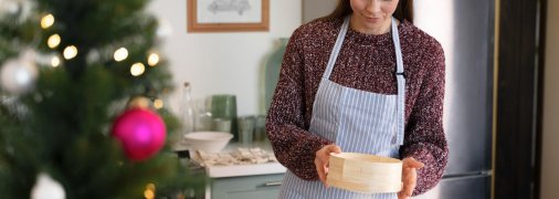 Девушка на кухне