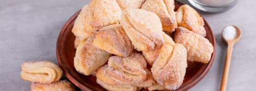 Сырное печенье с орехами