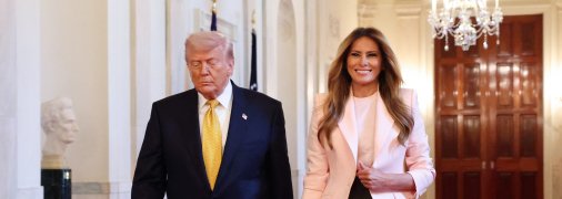 Трамп проигнорировал жену в праздничный день