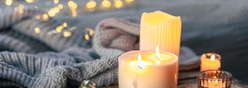 Свічки горять у свято