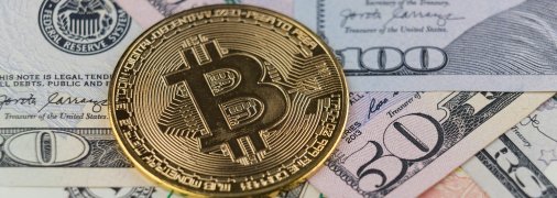 Доллар может постепенно подешеветь, а криптовалюта — снова набрать популярность