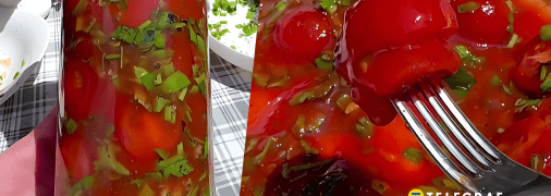 Помідори чері у пряній томатній заливці