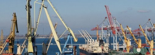 Корабли с украинским зерном простаивают в наших портах с начала войны