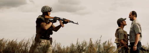 Кадр із фільму "Погані дороги"