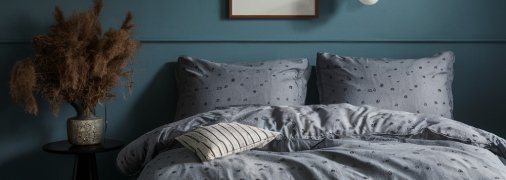 Наші предки вірили, що міняти постіль можна лише у певний день (зображення створено за допомогою ШІ)