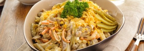 Салат получается очень пикантным