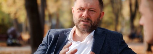 Корниенко считает, что некоторые СМИ ведут информвойну против Украины