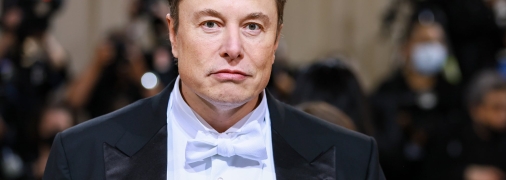 Почему Илон Маск передумал покупать социальную сеть?