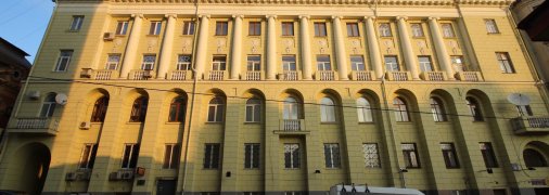 Фасад дома по улице Рымарской, Иван Пономаренко