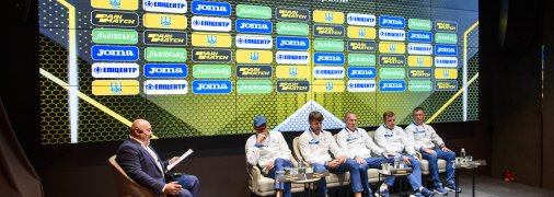 Представлення нового головного тренера збірної Олександра Петракова