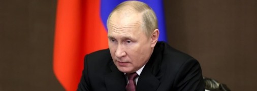 путин пока не рискует выезжать за пределы россии, но скоро все может измениться