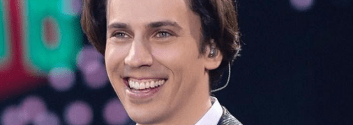 Галкин поделился торжественным семейным фото