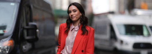 Брючний костюм – один із елементів естетики office core