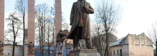 Монументу у старій частині Львова загрожував ракетний удар