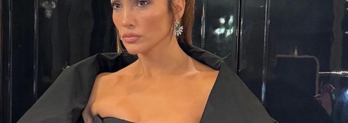 Дженніфер Лопес у чорному