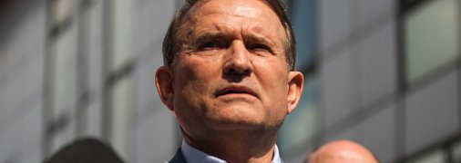 Печерский суд принимает по делу Медведчука политические, а не правовые решения, – Стариков