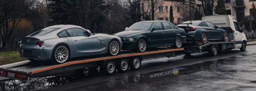 Ввезені до Львова спорткари BMW