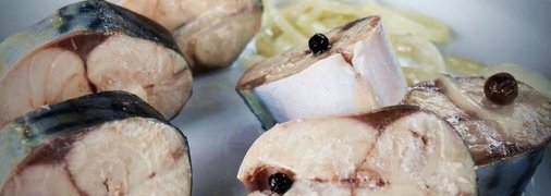 Прекрасный рецепт аппетитной маринованной скумбрии