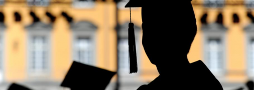 Себя изжила? Почему в Раде хотят отменить заочку в вузах и к чему это приведет