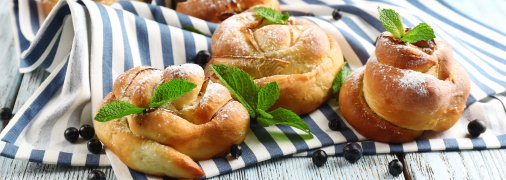 Как сформировать булочки: 7 вариантов красивой выпечки