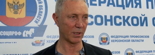 сальдо все ще дихає, але через трахеостому