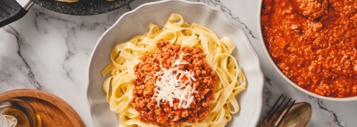 Макароны с фаршем и томатами