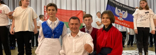 Белорусские СМИ не скрывают, что детей ждет "патриотическое воспитание", символика боевиков "ДНР" и российские фильмы