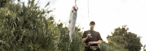 С Днем рыбака 2025 — лучшие открытки и пожелания