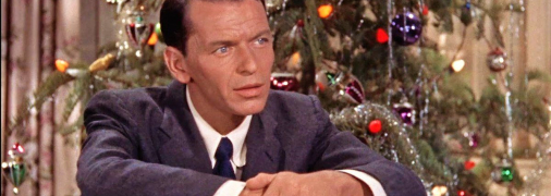 Послушным девочкам Санта-Клаус приносит под елку Фрэнка Синатру