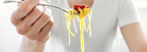 Як не можна їсти спагетті