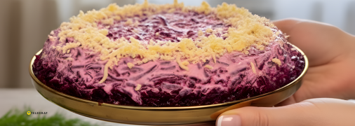 Салат з оселедцем, буряком та яблуком