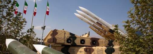 Иран, похоже, хочет снова применить силу против соседей, чтобы консолидировать иранцев