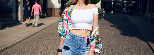 Джинсова міні-спідниця підніме ваш стиль на новий рівень