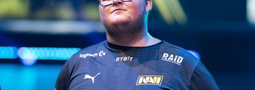 Кирилл Boombl4 Михайлов сделал предложение девушке в прямом эфире