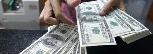 В макроэкономическом прогнозе на 2023 год курс доллара заложили на уровне 50 гривен