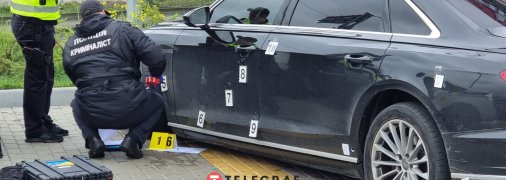 Сліди від куль на "Ауді" Шефіра