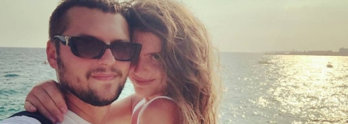 Парочка часто делится совместными фото